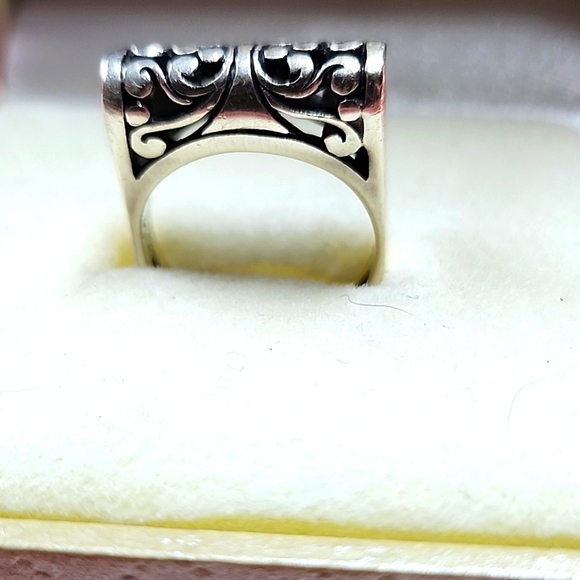 Handmade silver square ring - Picture 4 of 5